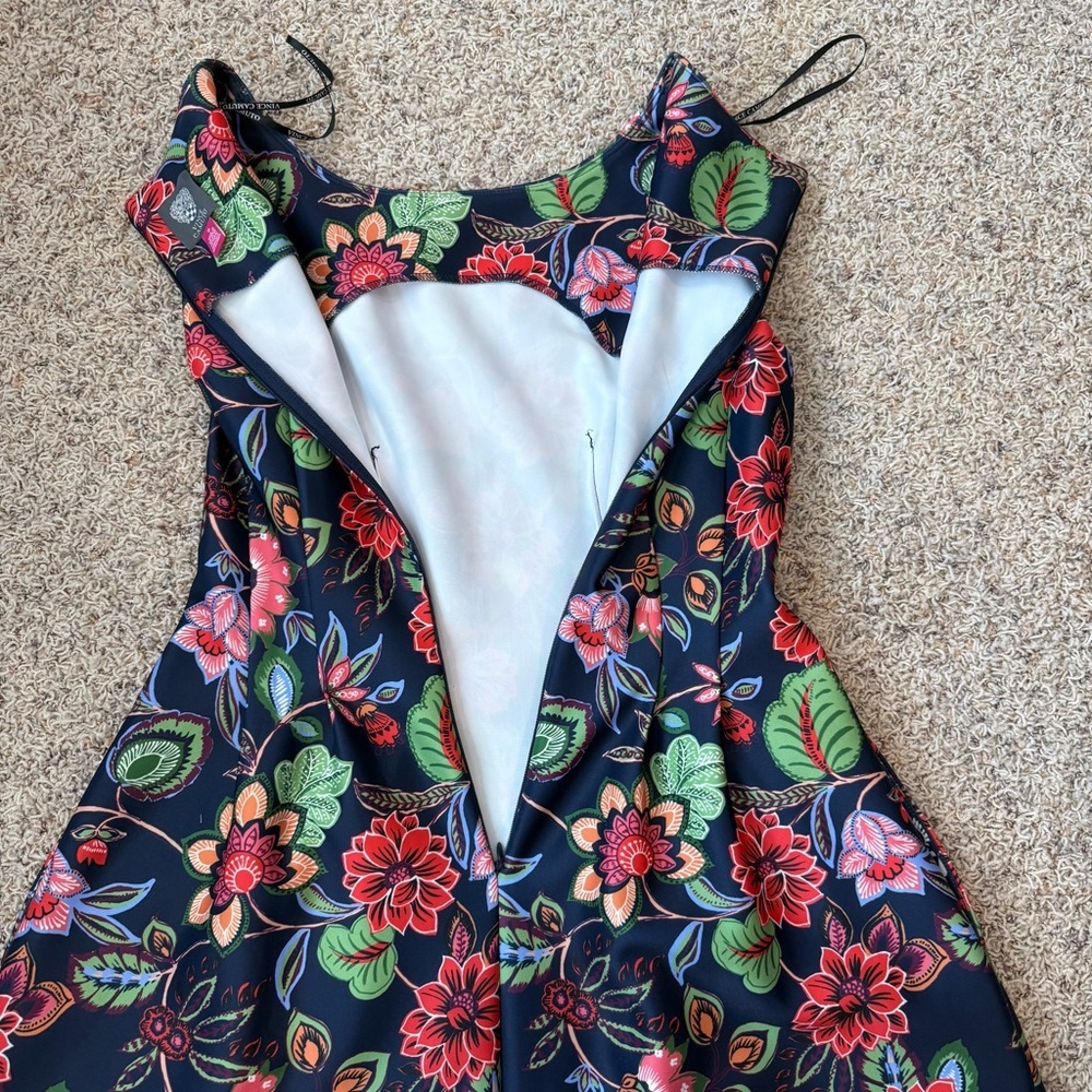 Vince Camuto Floral Sleeveless Scuba Fit & Flare Dress, Size 10 - Picture 16 of 17